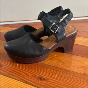 Black Leather Women's Platform Sandals